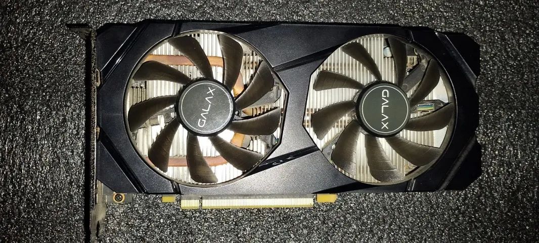 Placa de vídeo Galax GTX1660 6GB de Vram 