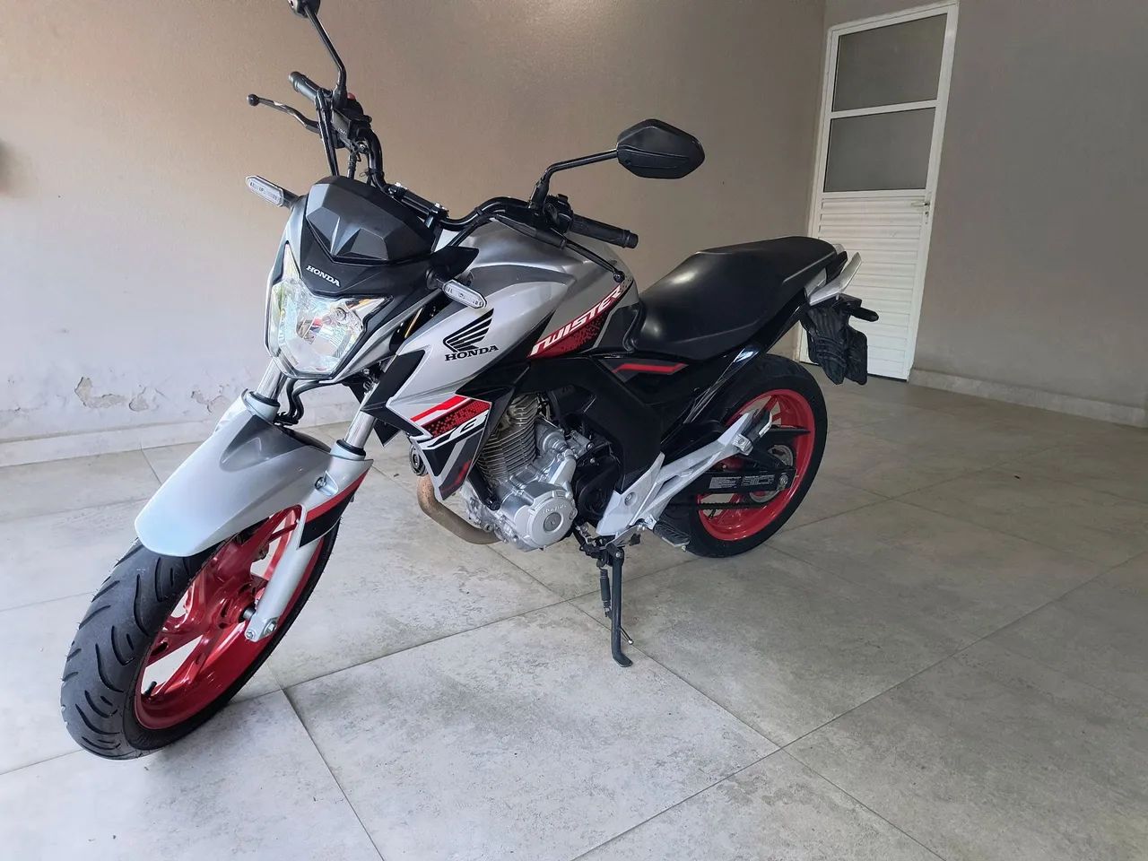 CB Twister 250cc 2021  - Foto 4