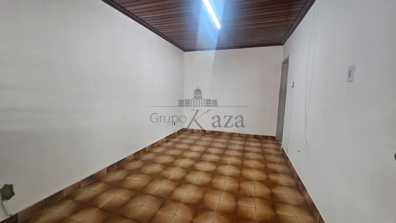 Casa com Edícula - Parque Industrial - 3 Dormitórios - 140m².