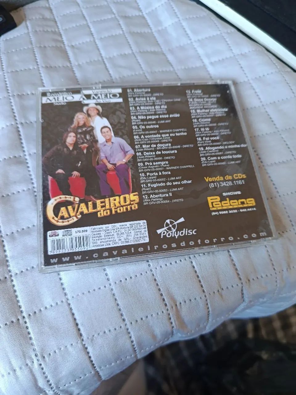 Cd - cavaleiros do forro "romântico e vaneirão meio a meio"  - Foto 2
