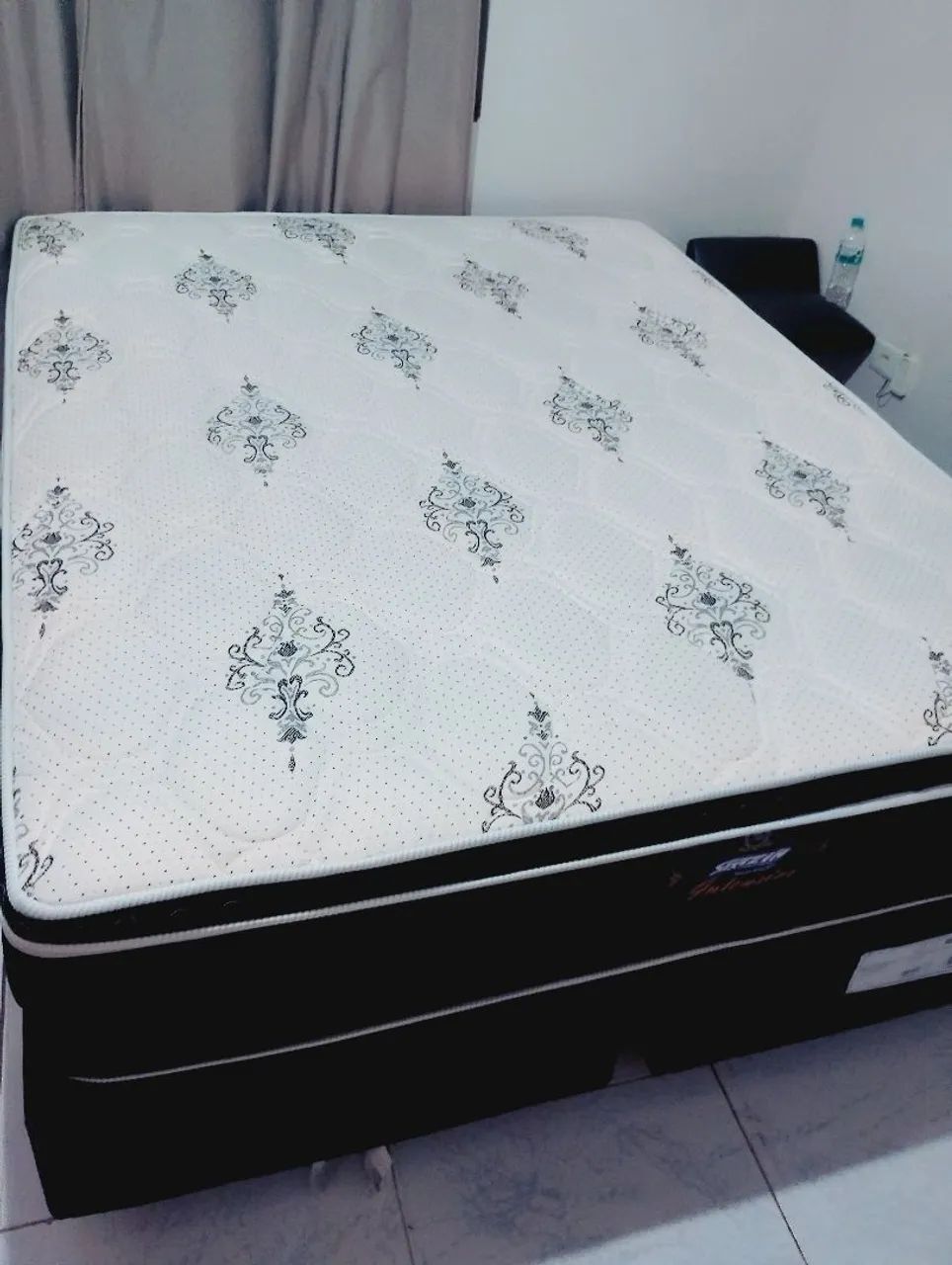 Cama Box universal semi nova 1 mês de uso  - Foto 4