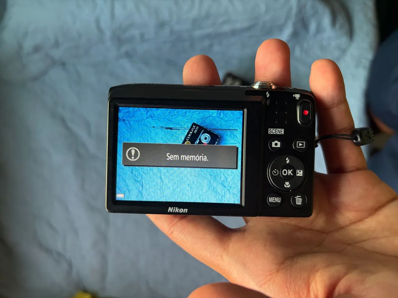 Cybershot Nikon a100432957477838530564