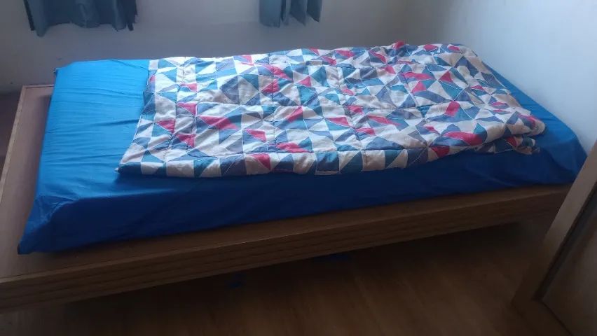 Cama solteiro samambaia