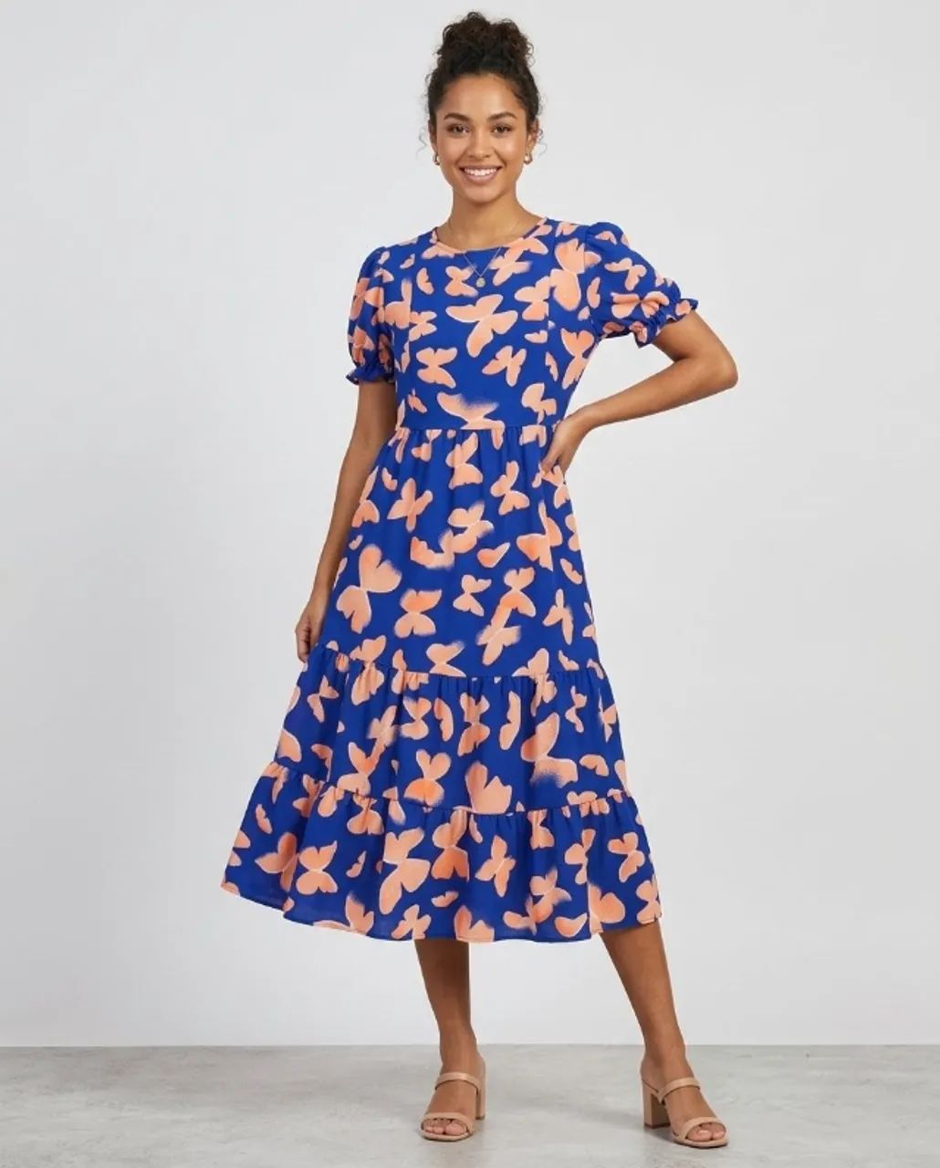 Vestido midi estampado borboletas 