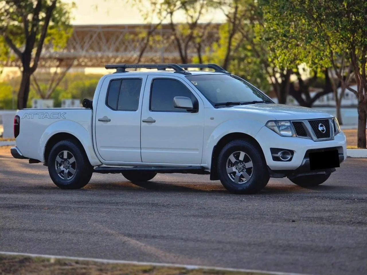 Nissan Frontier Frontier SV ATTACK CD 4x2 2.5 TB Diesel 2014