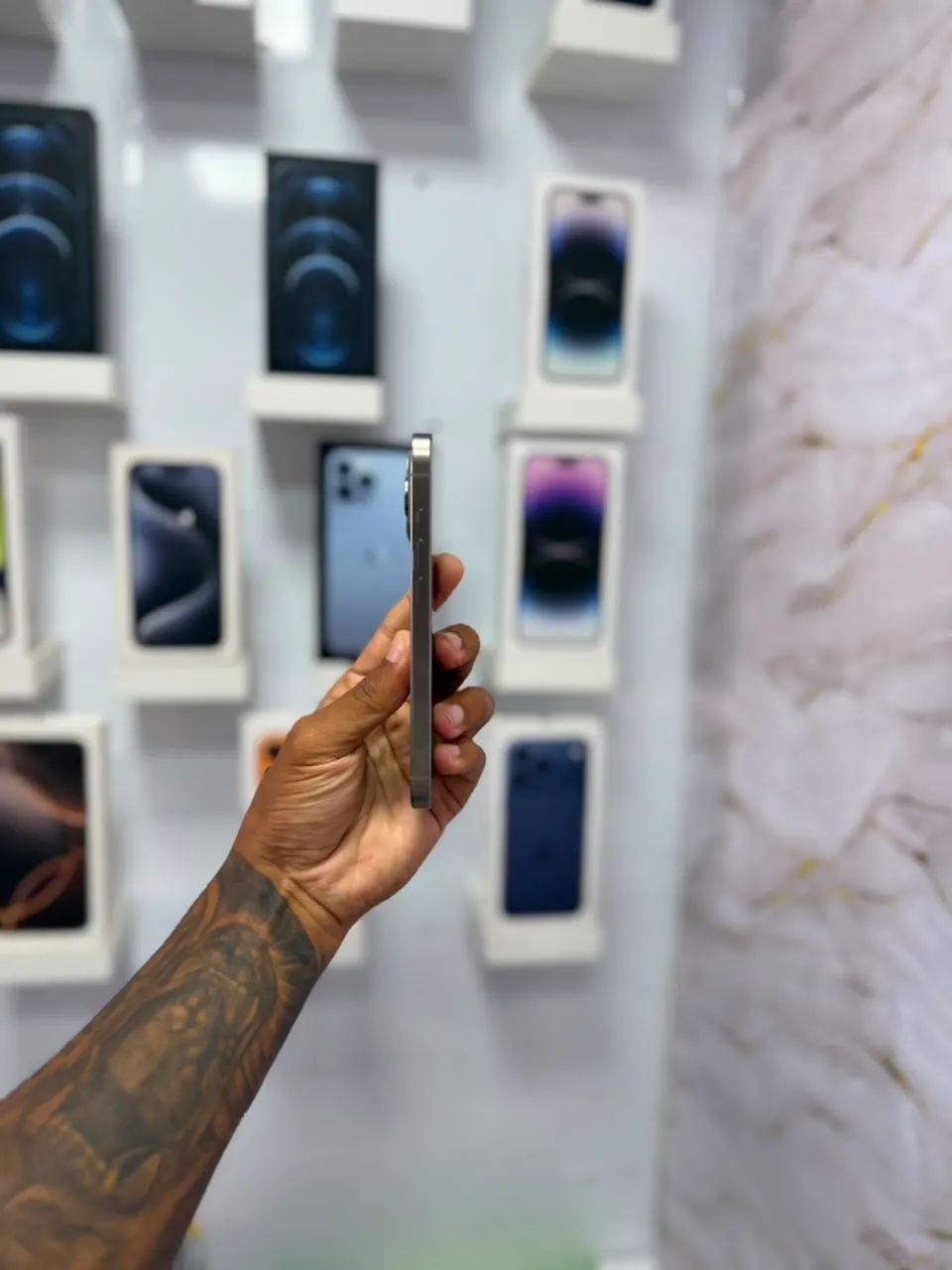 iPhone 15 PRO - 256GB ? R$3.999 - Foto 4