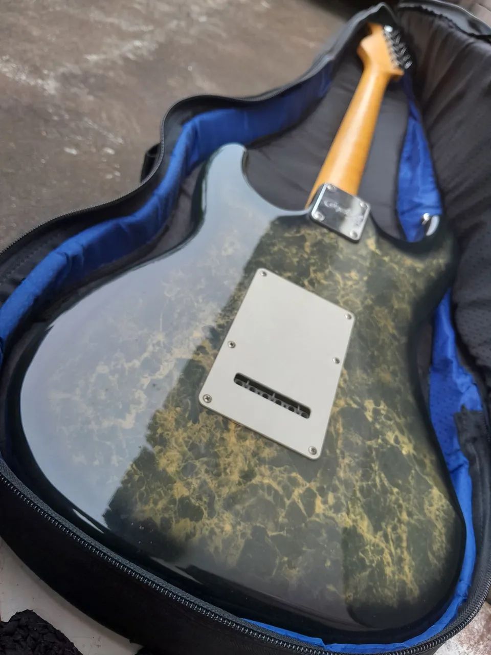 GUITARRA CONDOR BASIC LINE STRATOCASTER RX-20S MARBLE DESIGN + CAPA - Foto 4