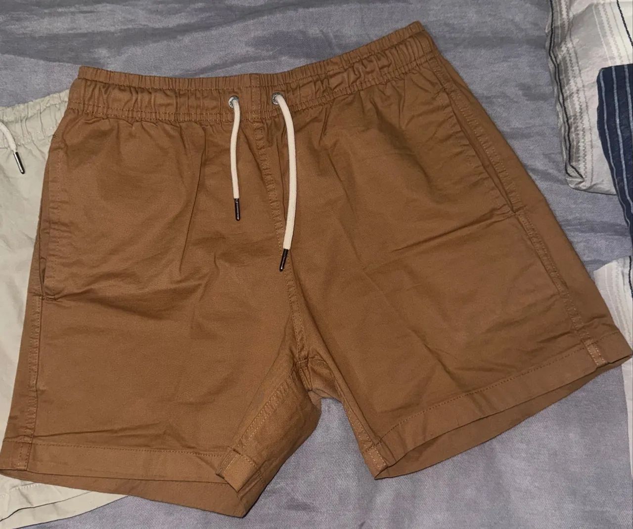 SHORTS BAZICO TAMANHO M E G  - Foto 4