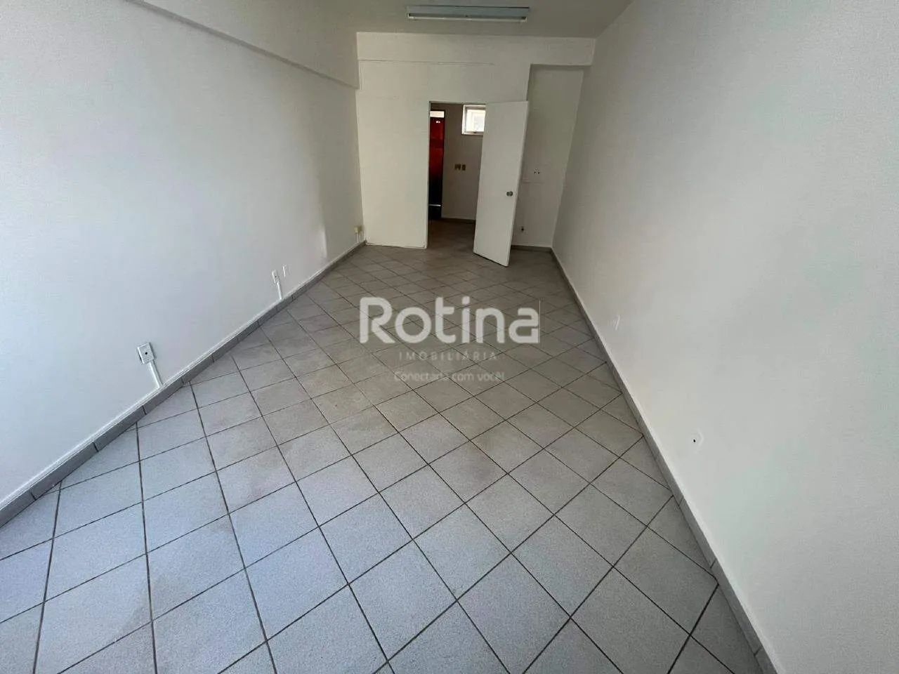 Sala para alugar, Centro - Uberlândia/MG - Rotina Imobiliária - Foto 4