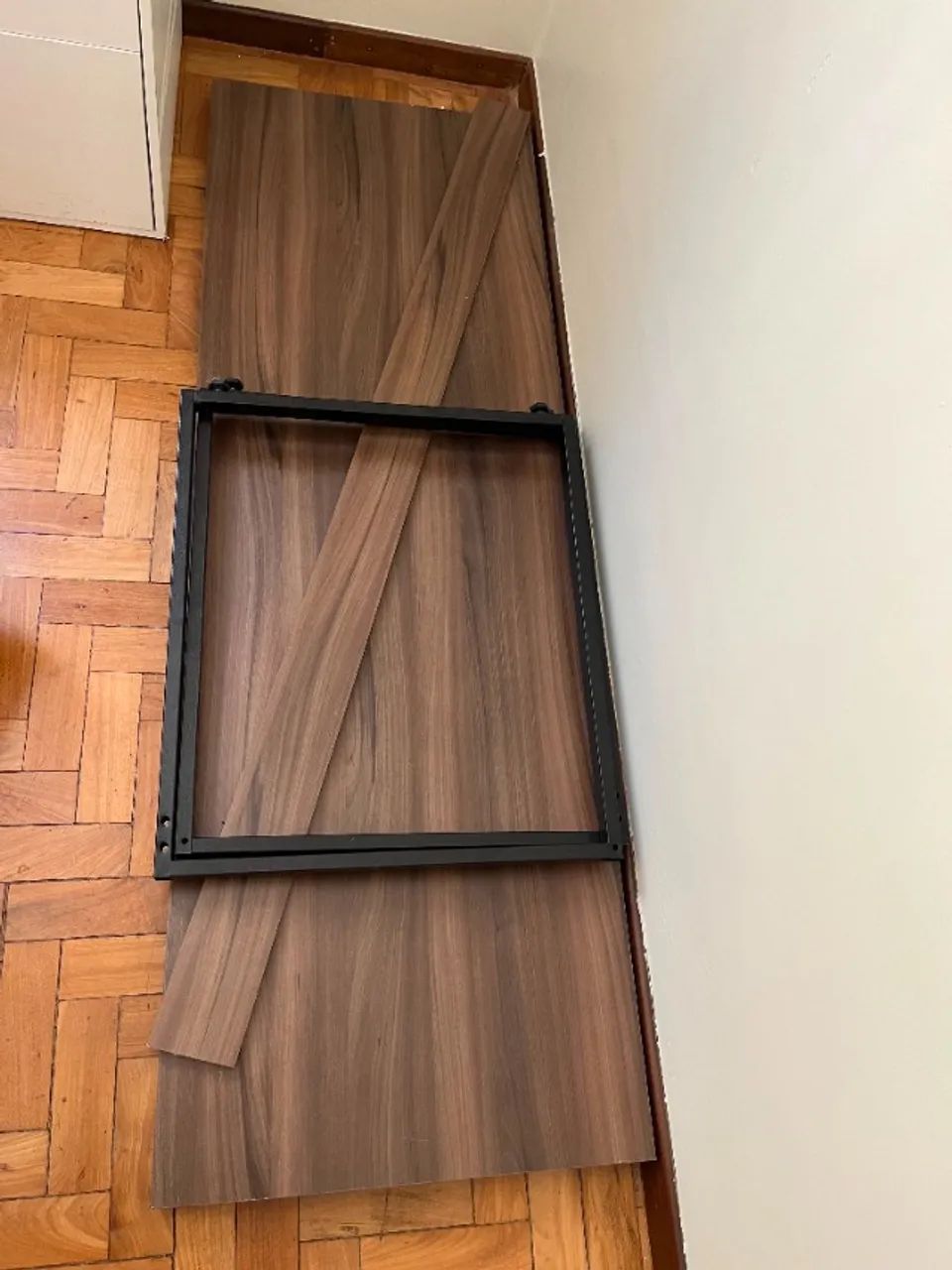 Escrivaninha Studio Nogal e Preta 180 cm Mobly - Foto 2