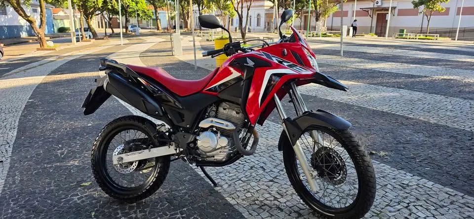 Honda XRE300 2023 (PARCELO) - Foto 2