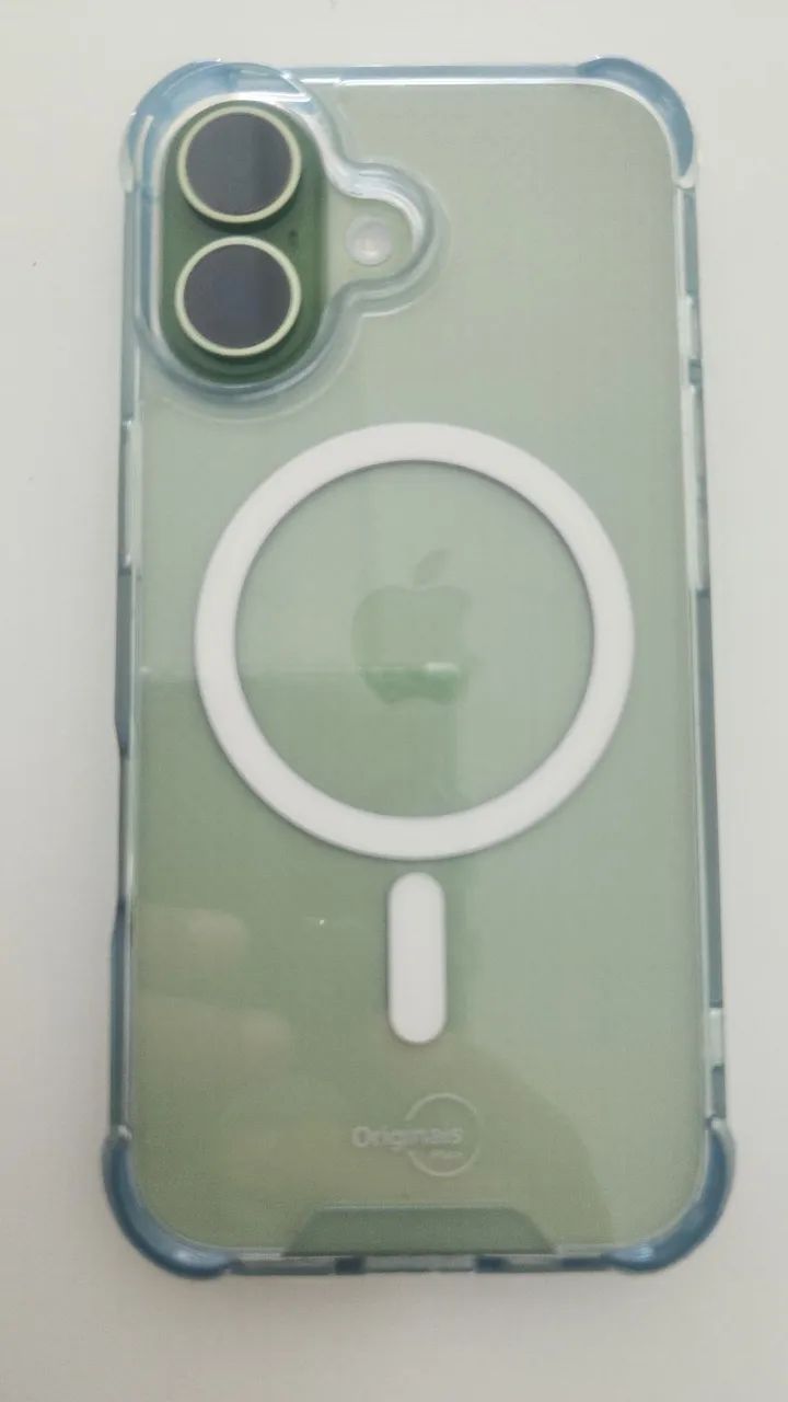 Iphone 17 com capa e película salvia - Foto 4