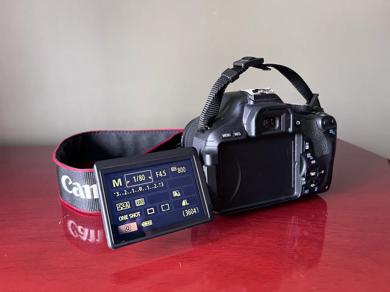 Câmera DSLR Canon T3i Rebel com lente 18-55mm - Foto 5