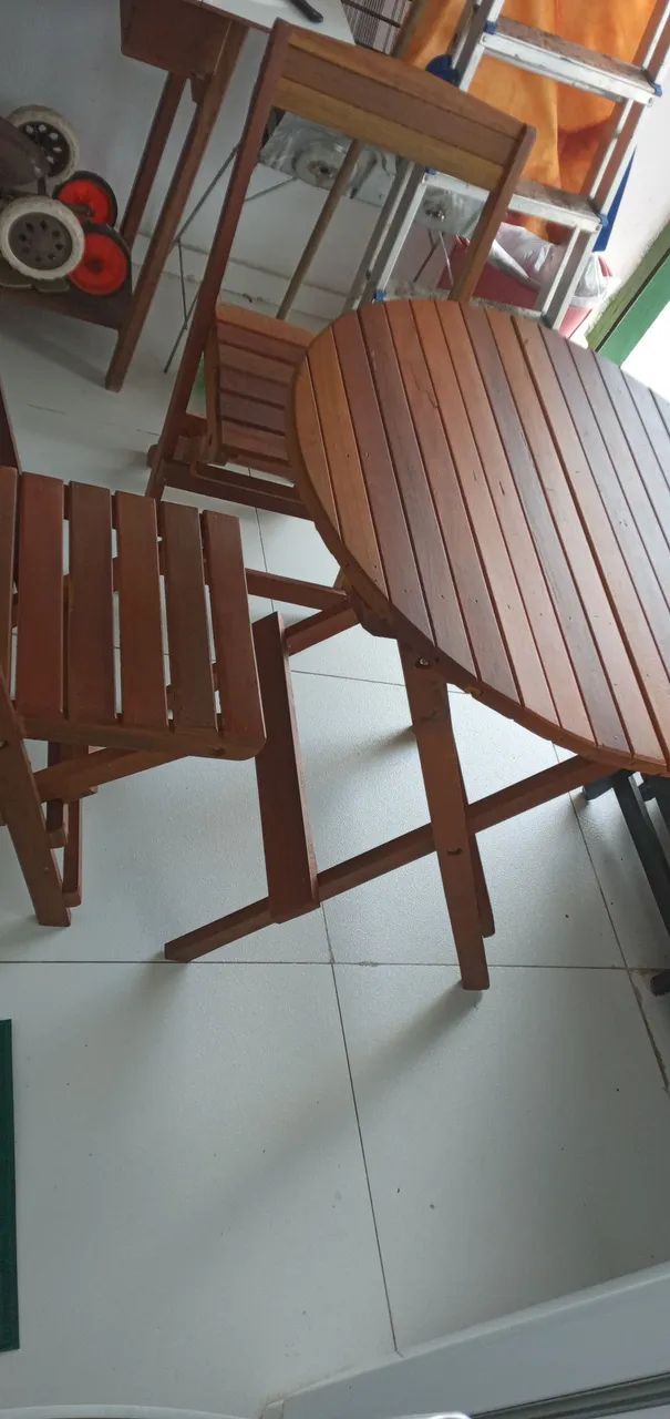 Mesas conjunto com cadeiras. - Foto 3