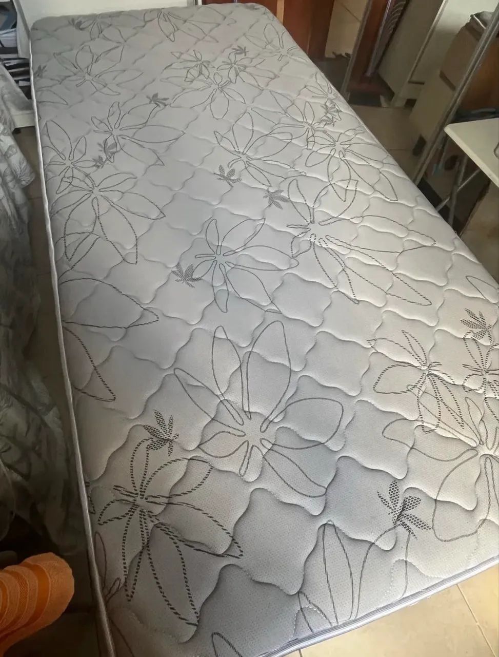 Cama de Solteiro à Venda - Conforto e Qualidade! - Foto 4