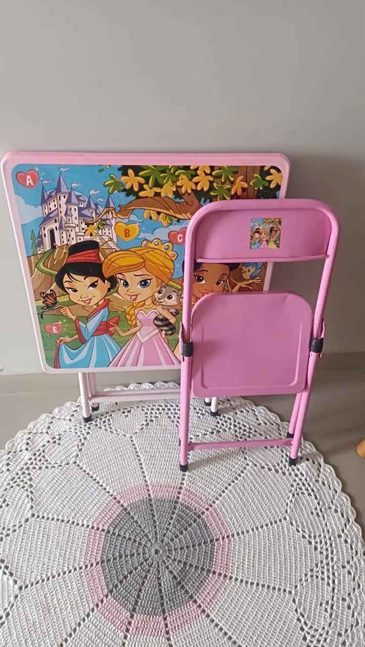 Mesa infantil das princesas  - Foto 2