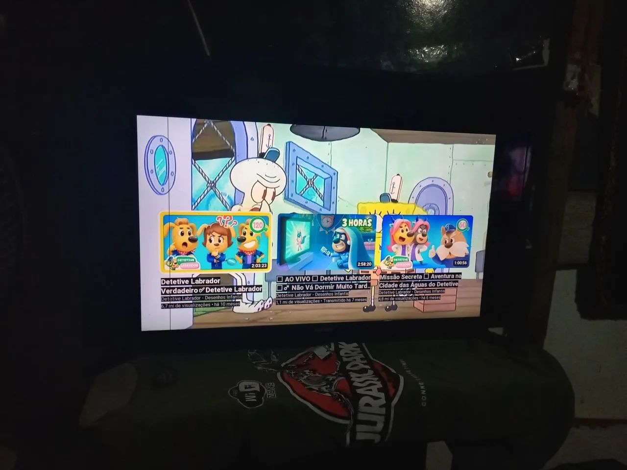 Tv 28 polegadas smart adaptada na moldura de 32com uma linha  - Foto 3