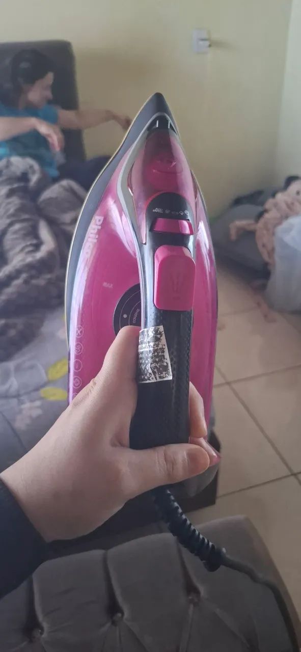 Ferro de passar Philco rosa ( tem cerâmica) - Foto 2