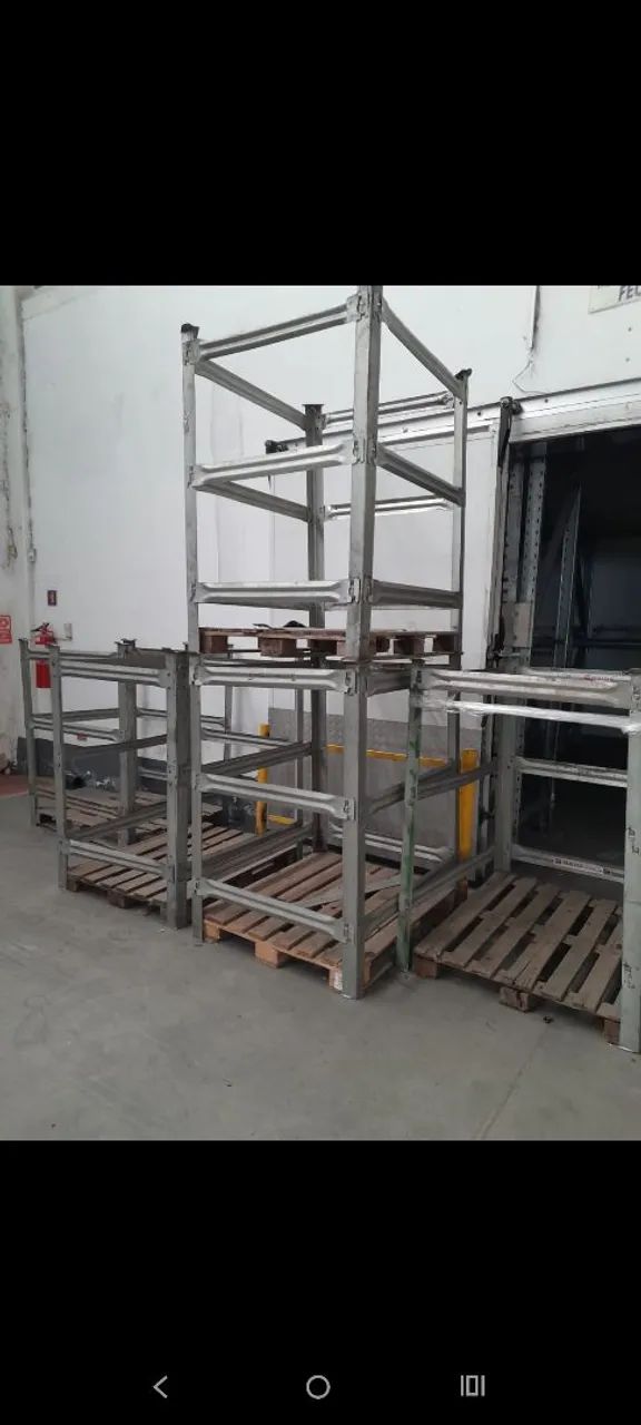 Rack empilhável 1,75 