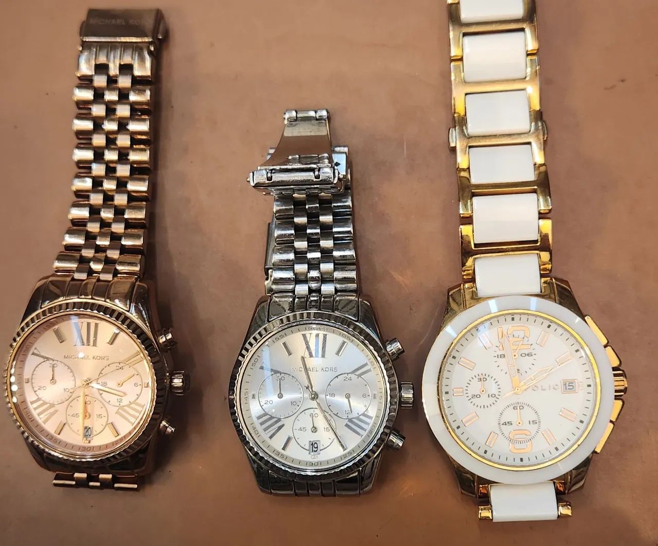 TRIO DE 2 RELÓGIOS MICHAEL KORS E 1 FOLIC