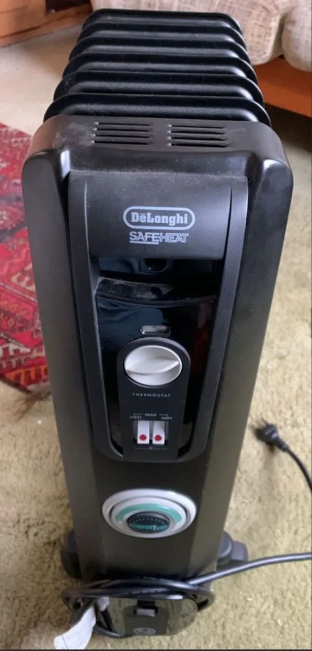 AQUECEDOR DELONGHI SAFE HEAT.
