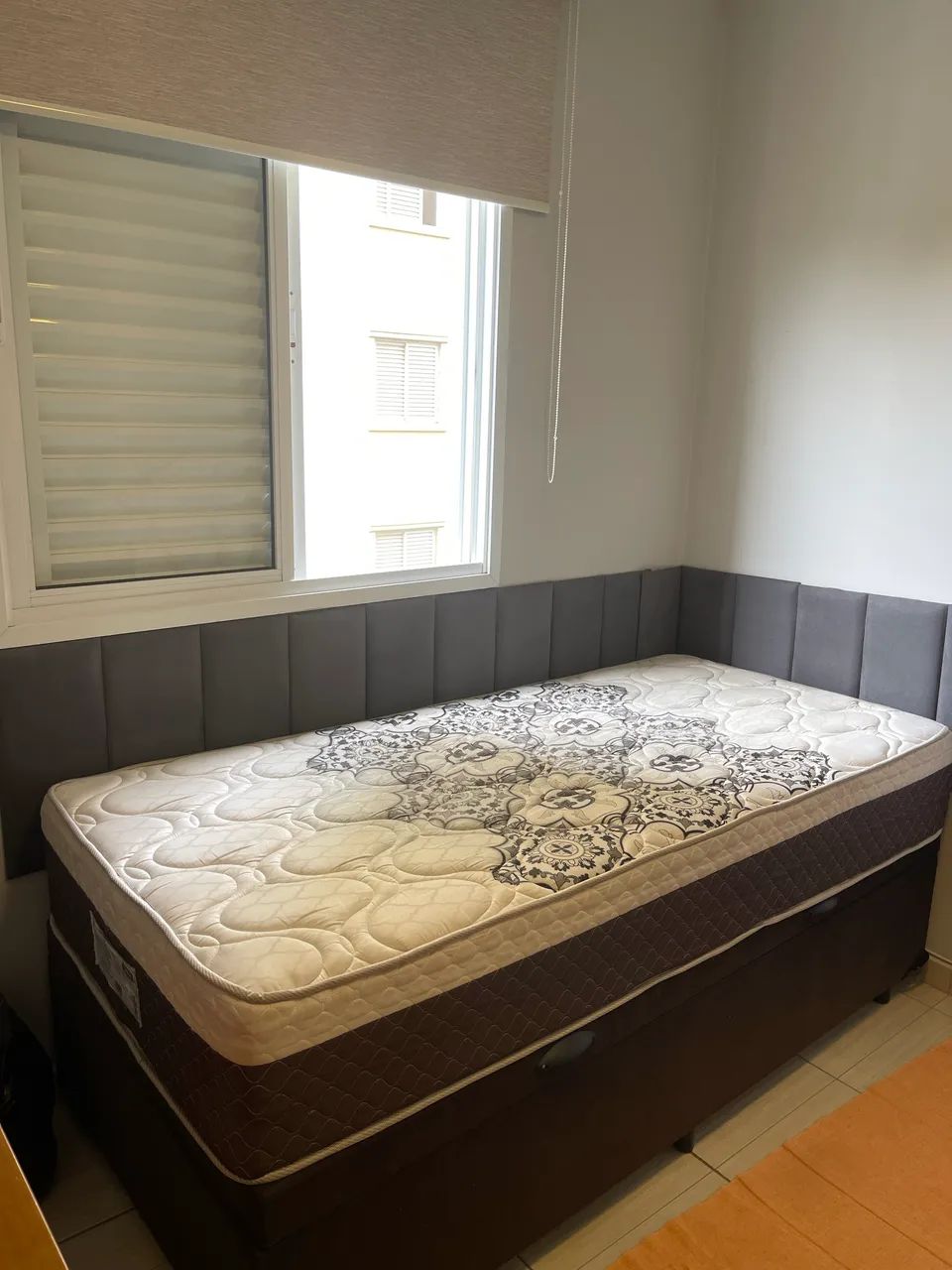 Cama box baú com colchão solteiro