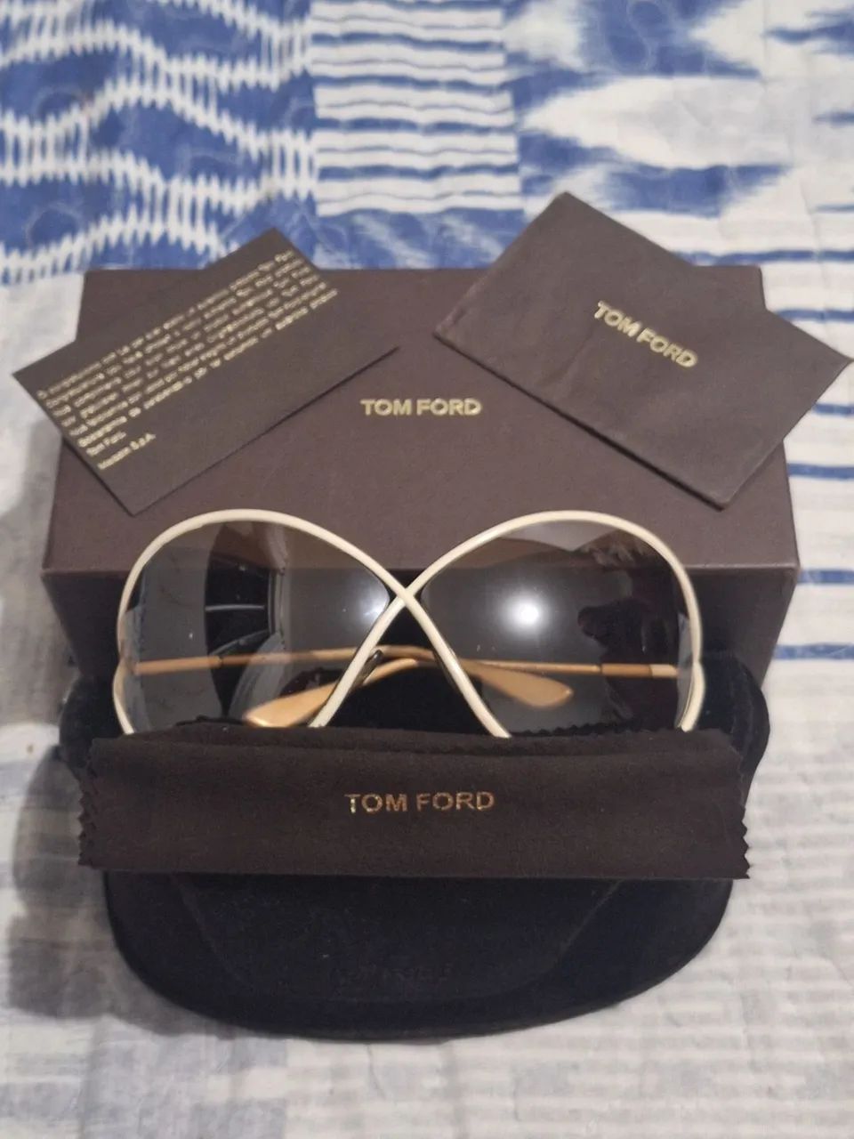 ÓCULOS TOM FORD TF7 " JENNIFER "