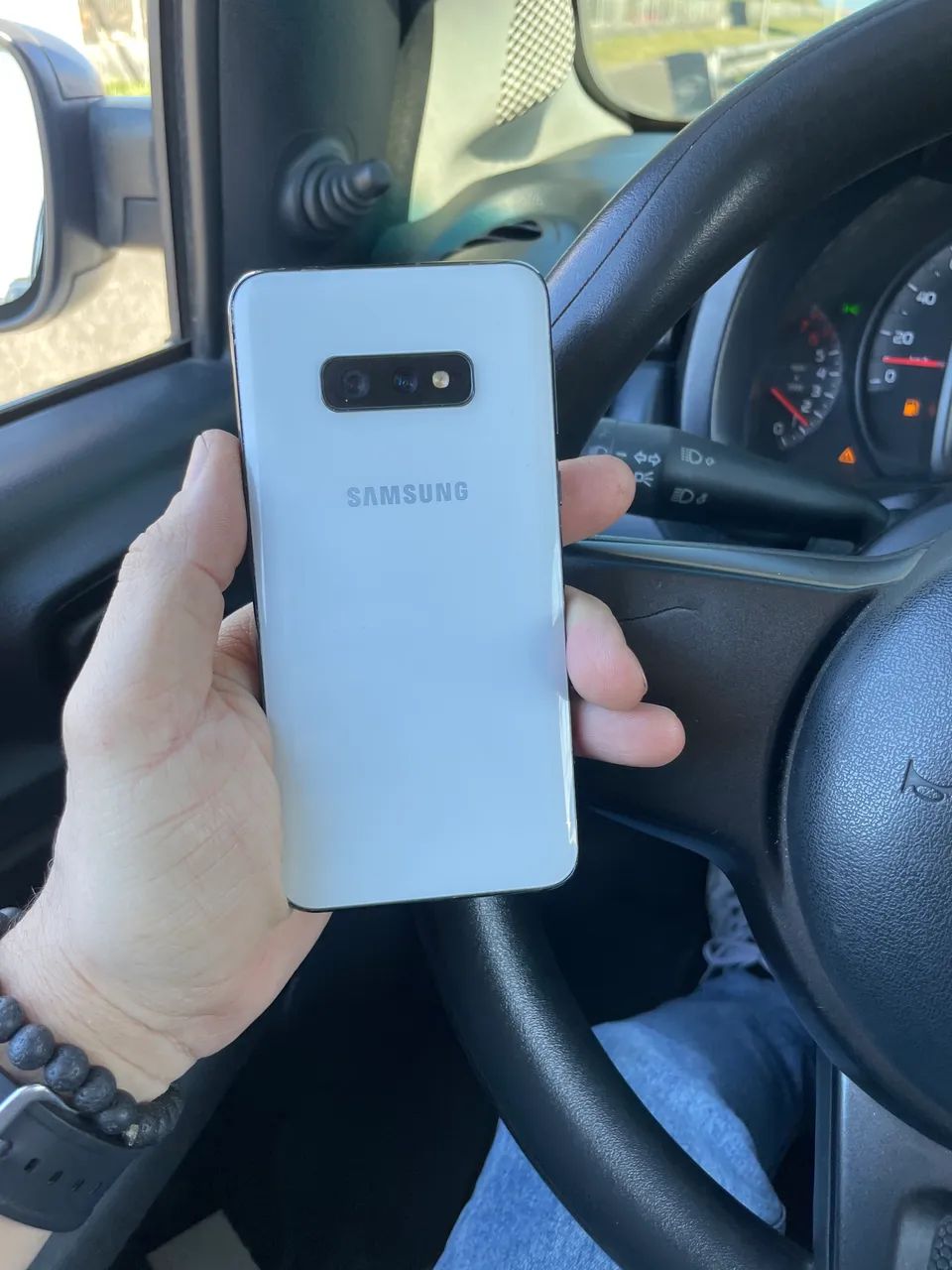 Celular Samsung s10e - Foto 2