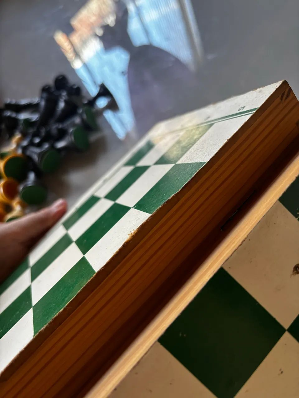 Tabuleiro de xadrez com pequeno defeito - Foto 5