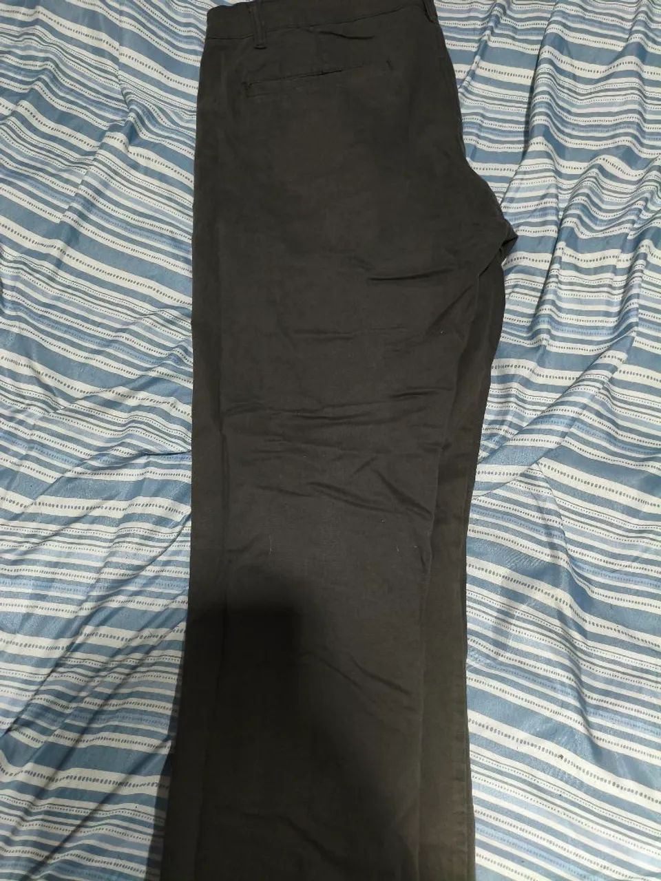 Calça jeans cinza escuro  - Foto 2