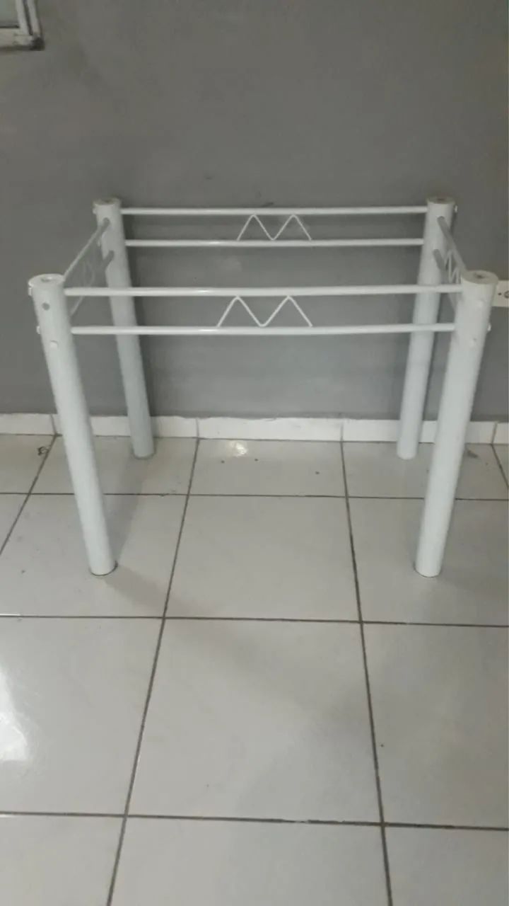 Vende-se base de mesa