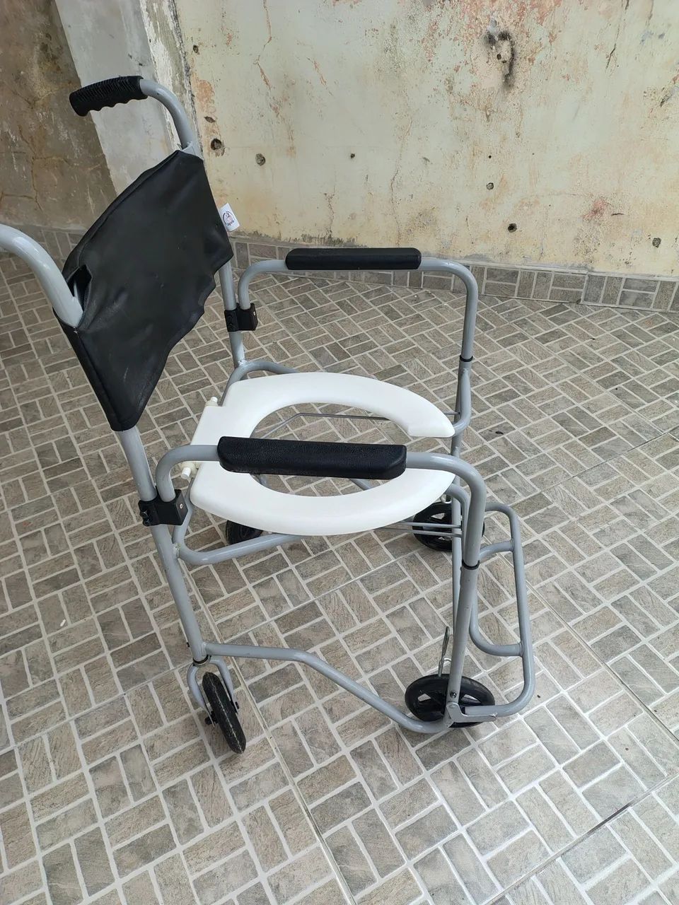 Cadeira de banho excelente estado  - Foto 4
