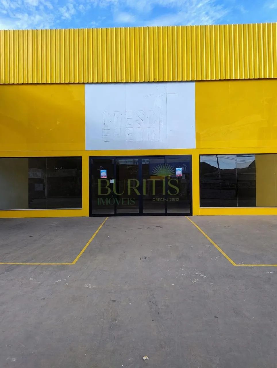 Galpão para alugar em Rio Verde, Popular, com 312 m²