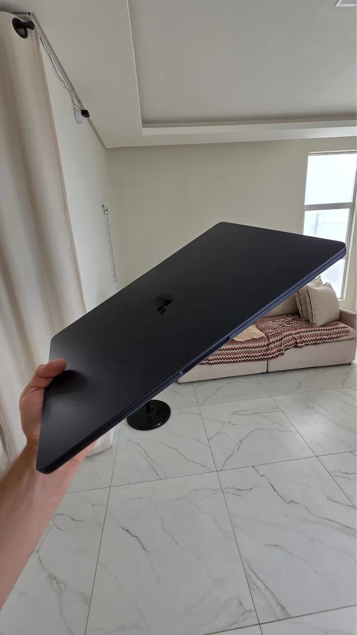 MacBook Air M2, modelo 2022 - Foto 4