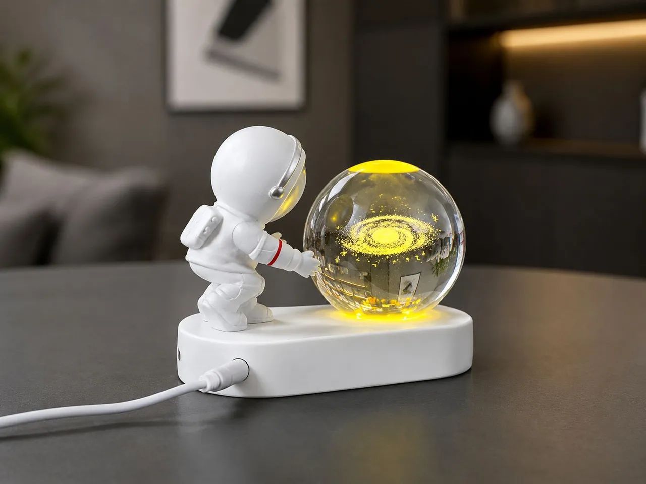 Luminária Astronauta com Globo Galáxia LED Xtrad - Foto 4