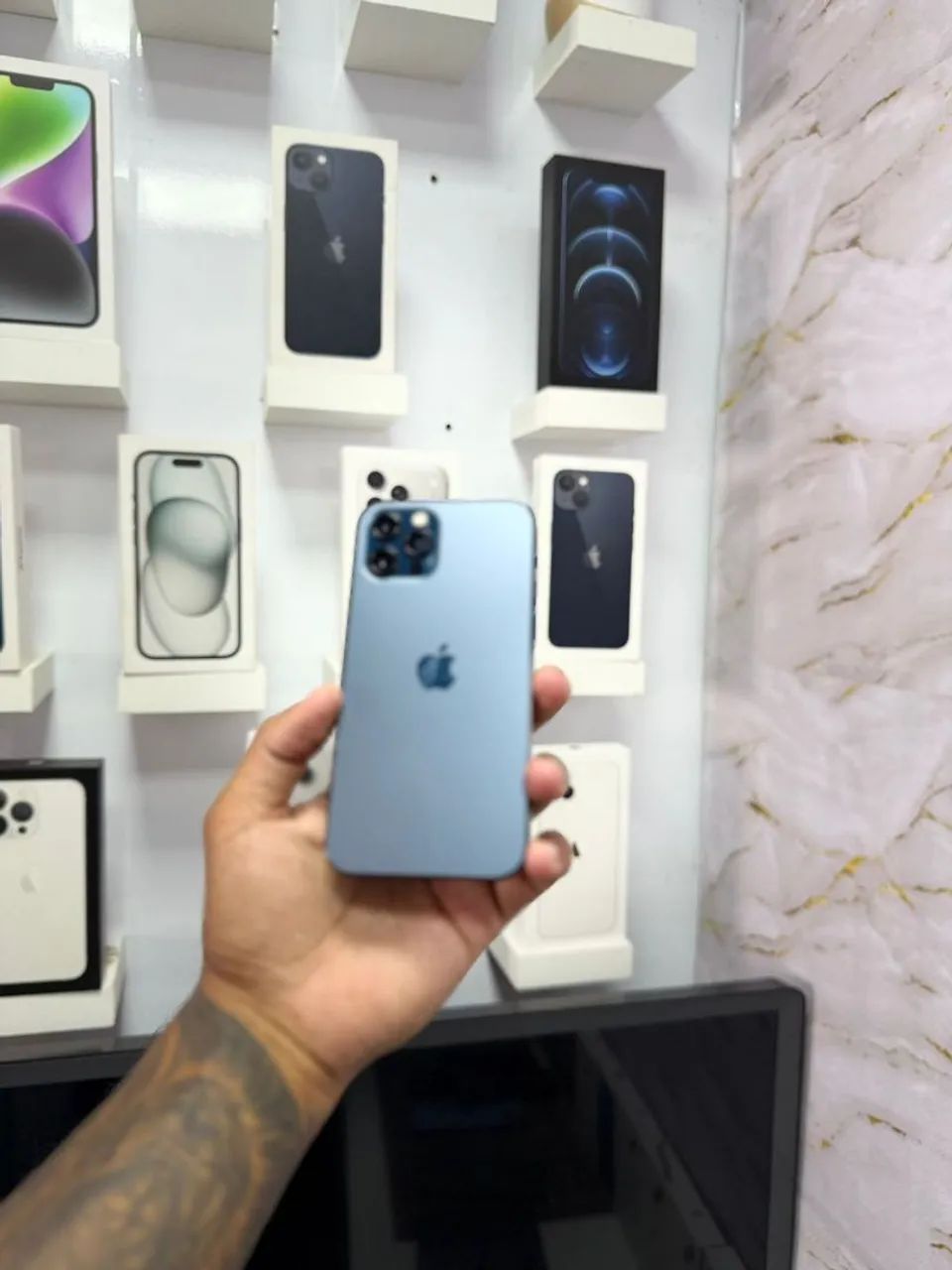 IPHONE 12 PRO MAX 128GB AZUL<br>R$ 2.499,00 TOP