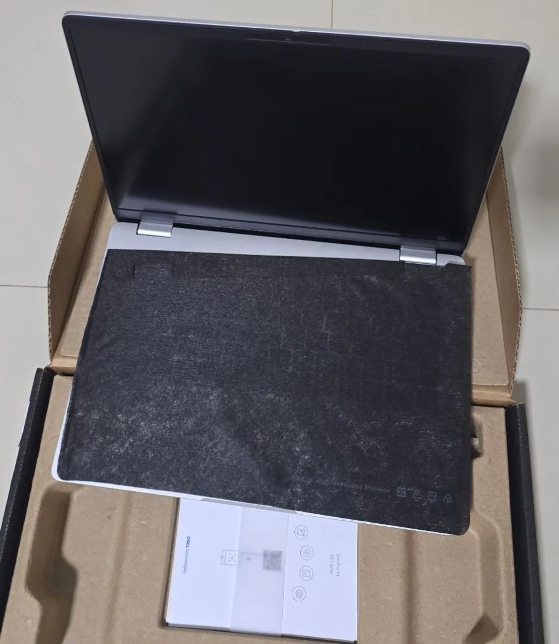 Notebook Dell Pro 14 - Foto 2
