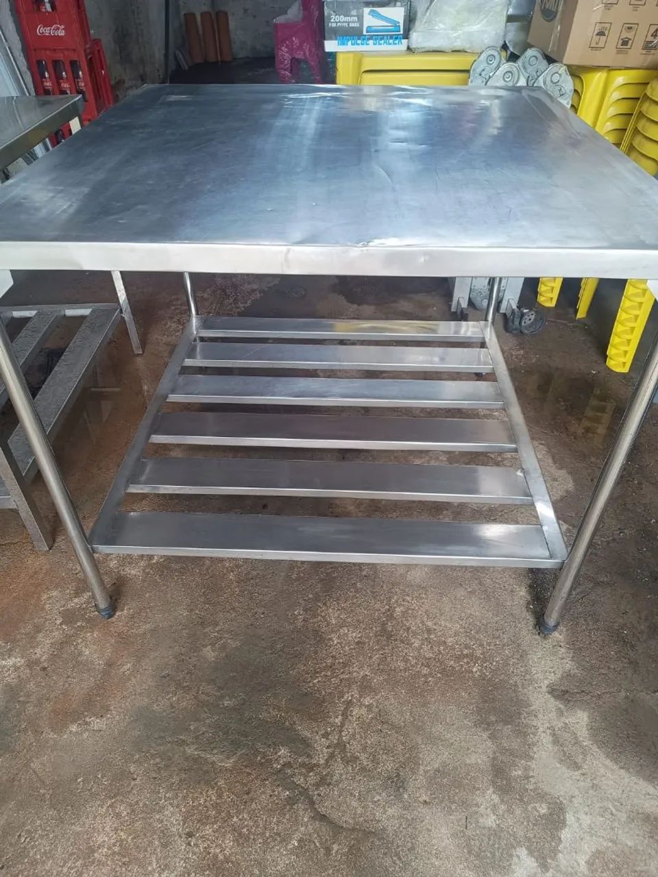 Mesa aço inox quadrada