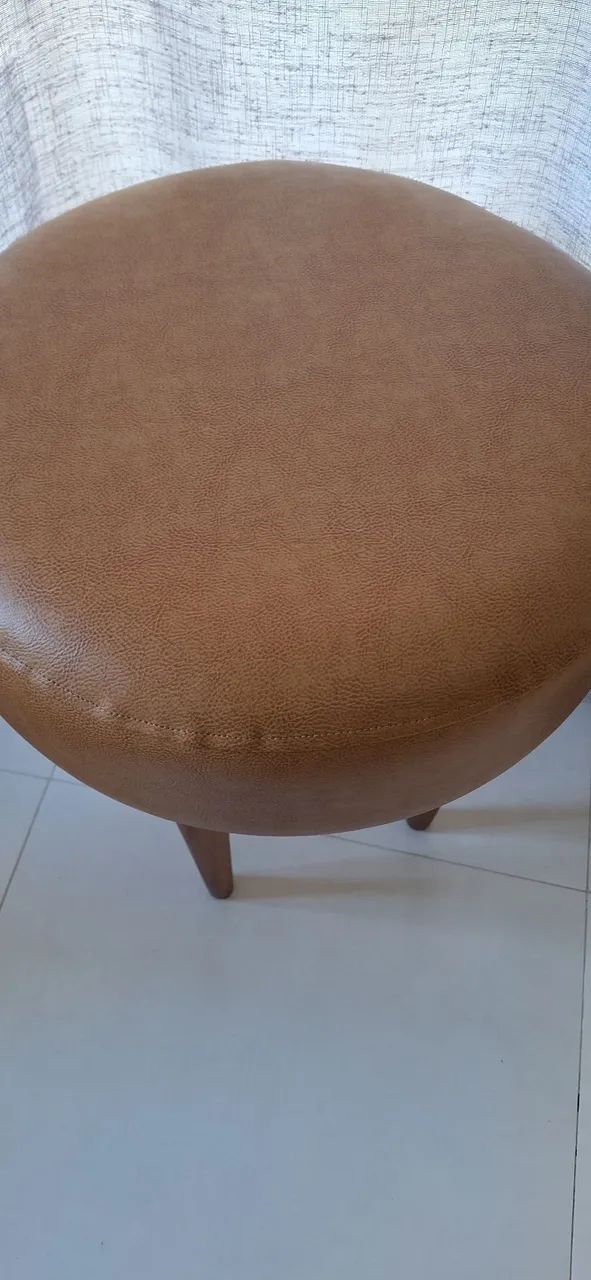 Banqueta caramelo, couro sintético  - Foto 2