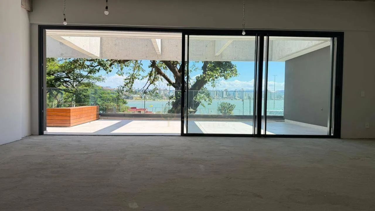 Varanda Assis Chateaubriand com 231 m², Piscina Privativa e 3 suítes - À venda no Centro d - Foto 5