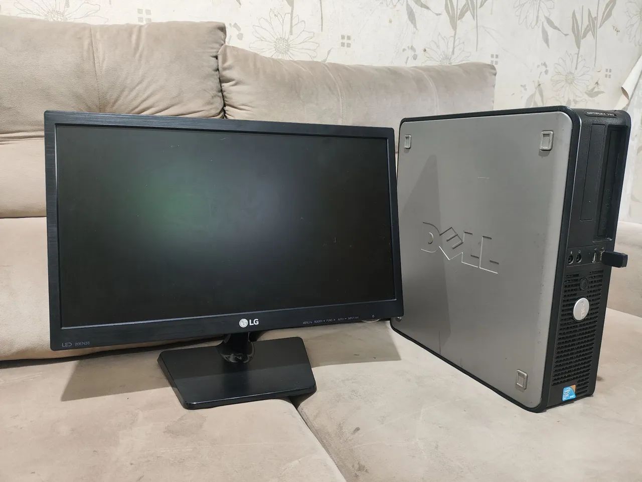 Pc e monitor 20 polegadas 