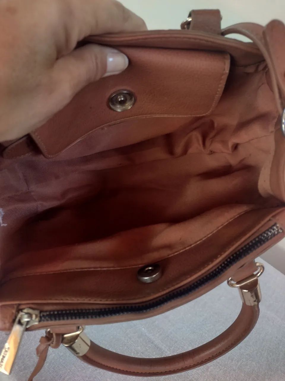 Bolsa satinato média caramelo - Foto 3