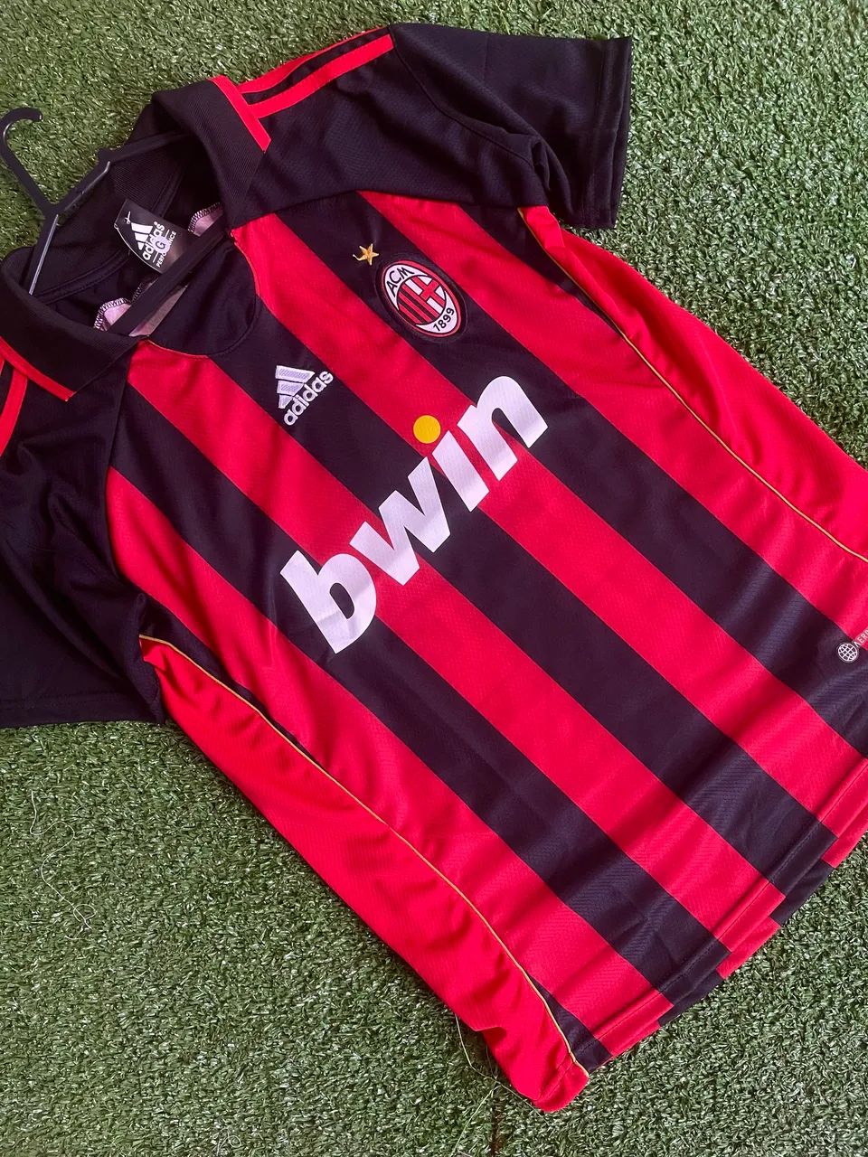 Camisa retrô Milan 2007 Kaká 22