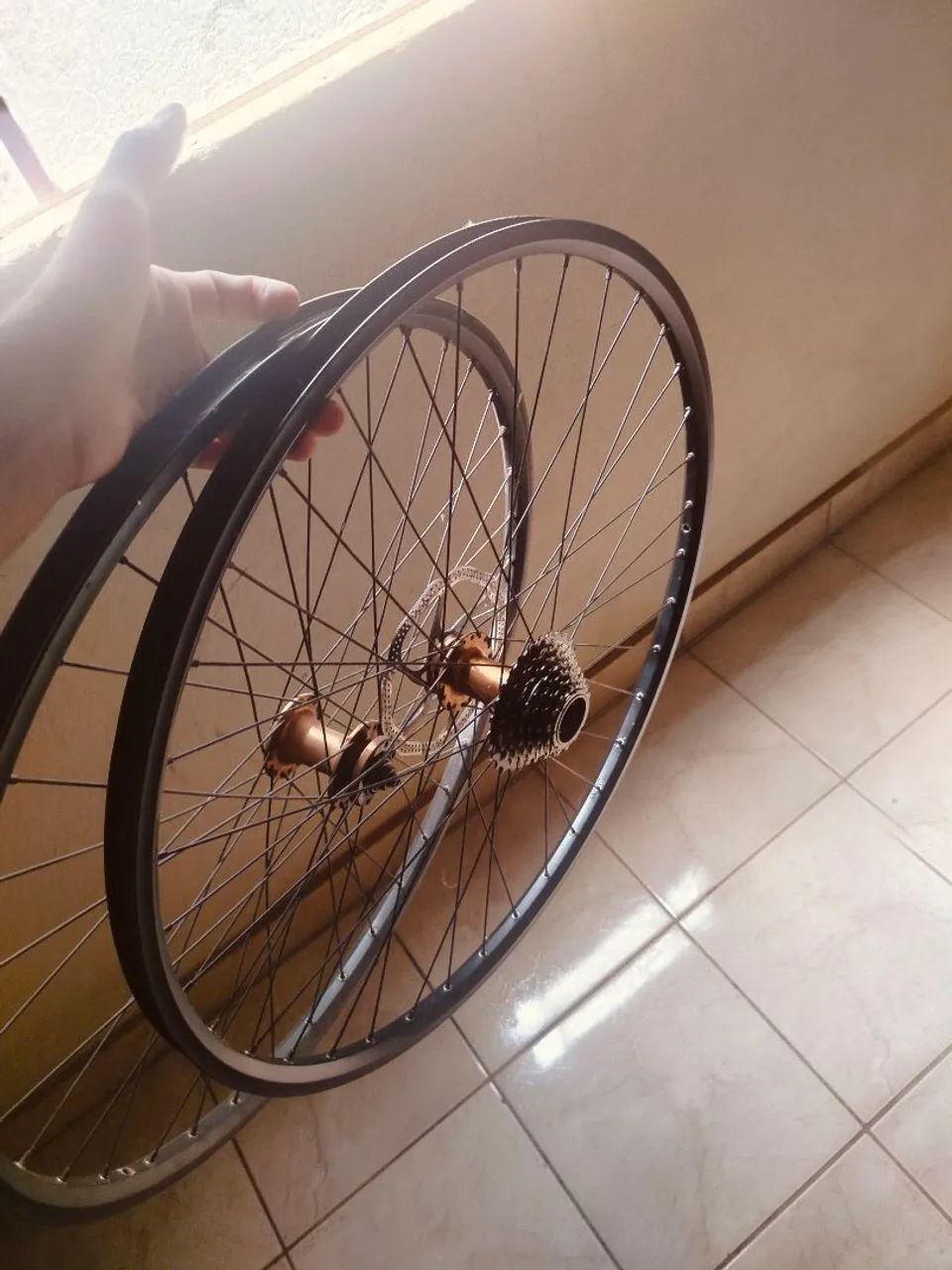 Quadro aro 29, 2 rodas 29 montadas  - Foto 2