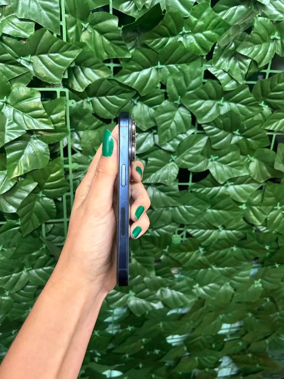 iPhone 15 pro - Foto 3