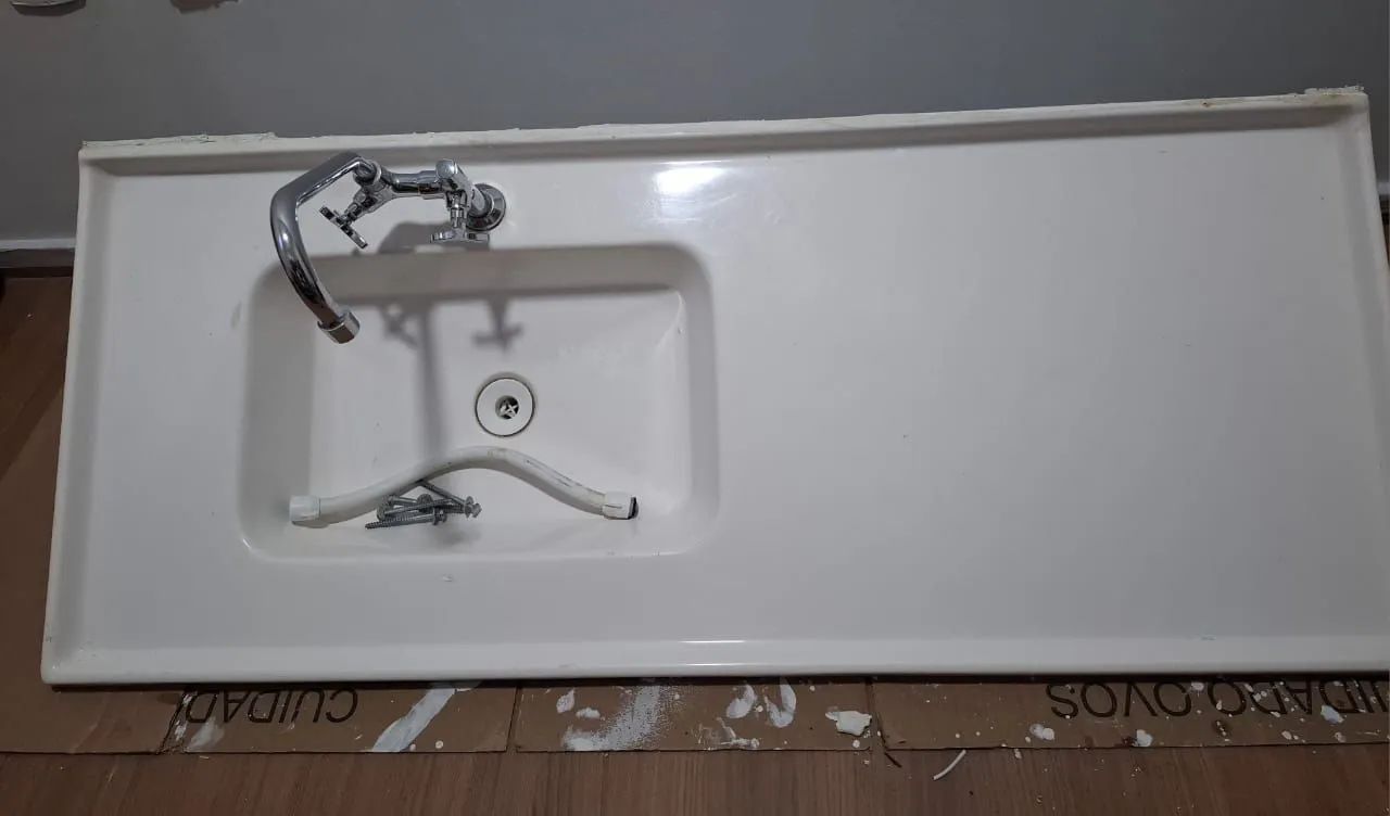 Pia para cozinha em excelente estado