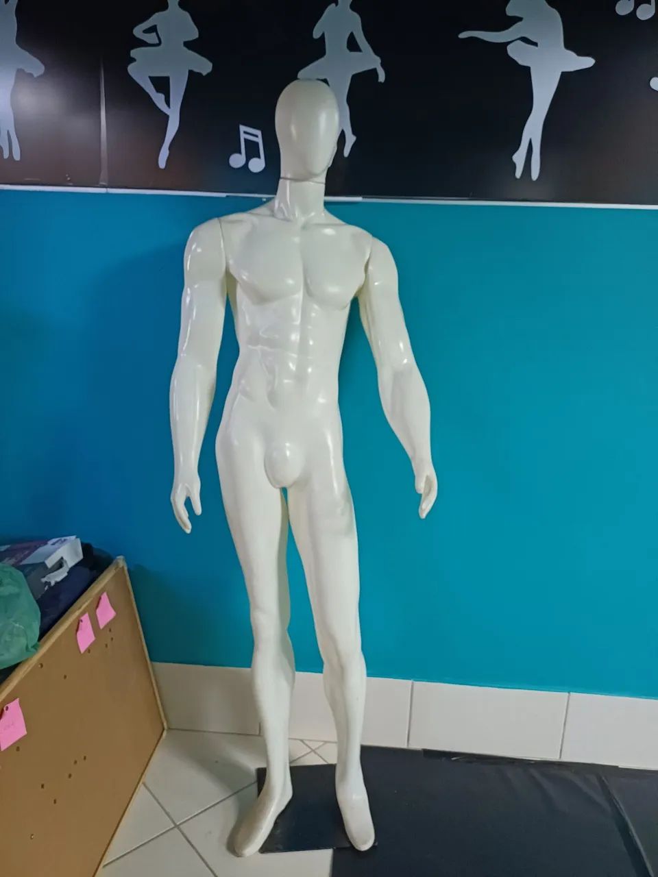Manequim masculino e feminino