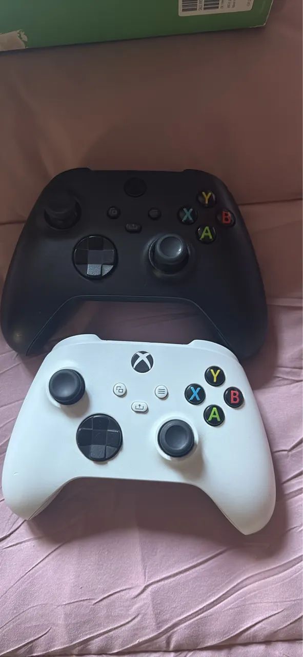 XBOX SERIES S COM 2 CONTROLES  - Foto 2