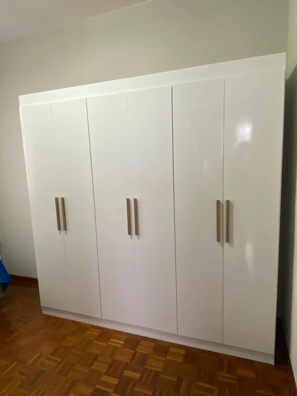 Guarda Roupas Branco 6 portas 