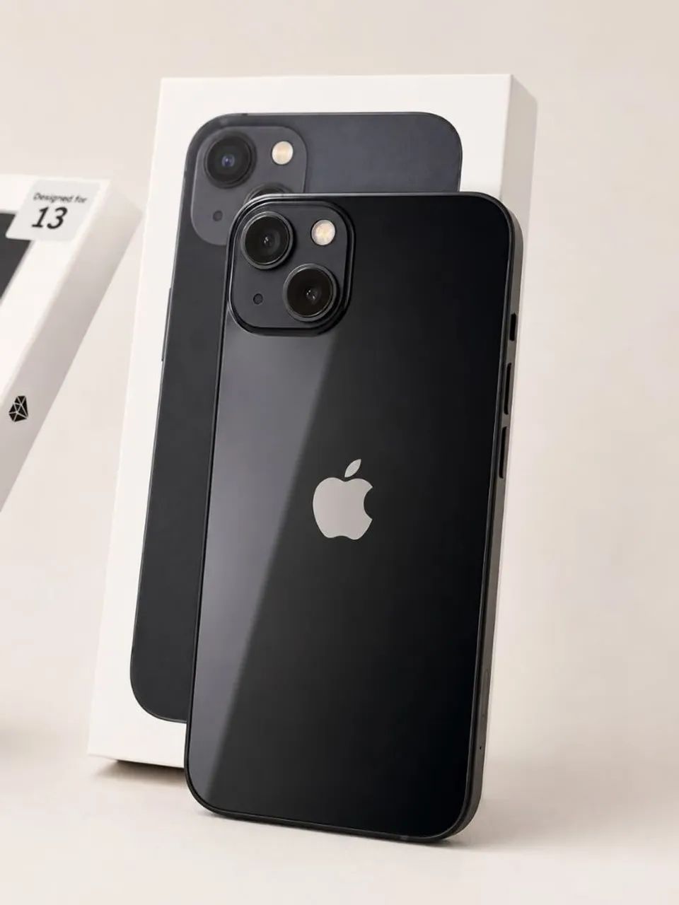 IPhone 13 impecável na caixa pra sair rápido  - Foto 3